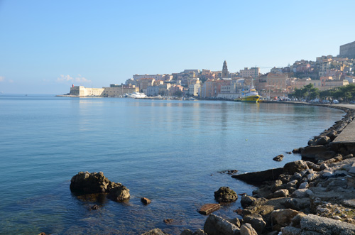 Gaeta, fino al 9 dicembre la mostra “Consideriamo che l’amore non ha prezzo”