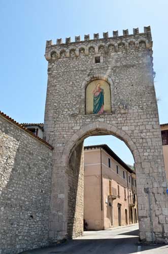 L'antica porta d'ingresso del Comune di Leonessa